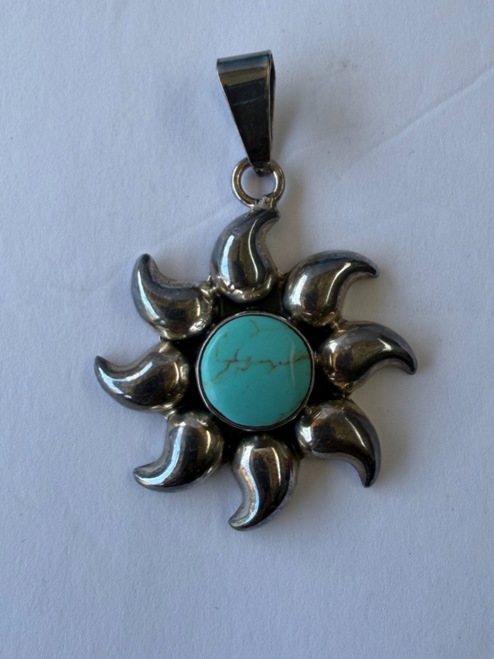 925 Sterling Silver Mexico Turquoise sun pendant